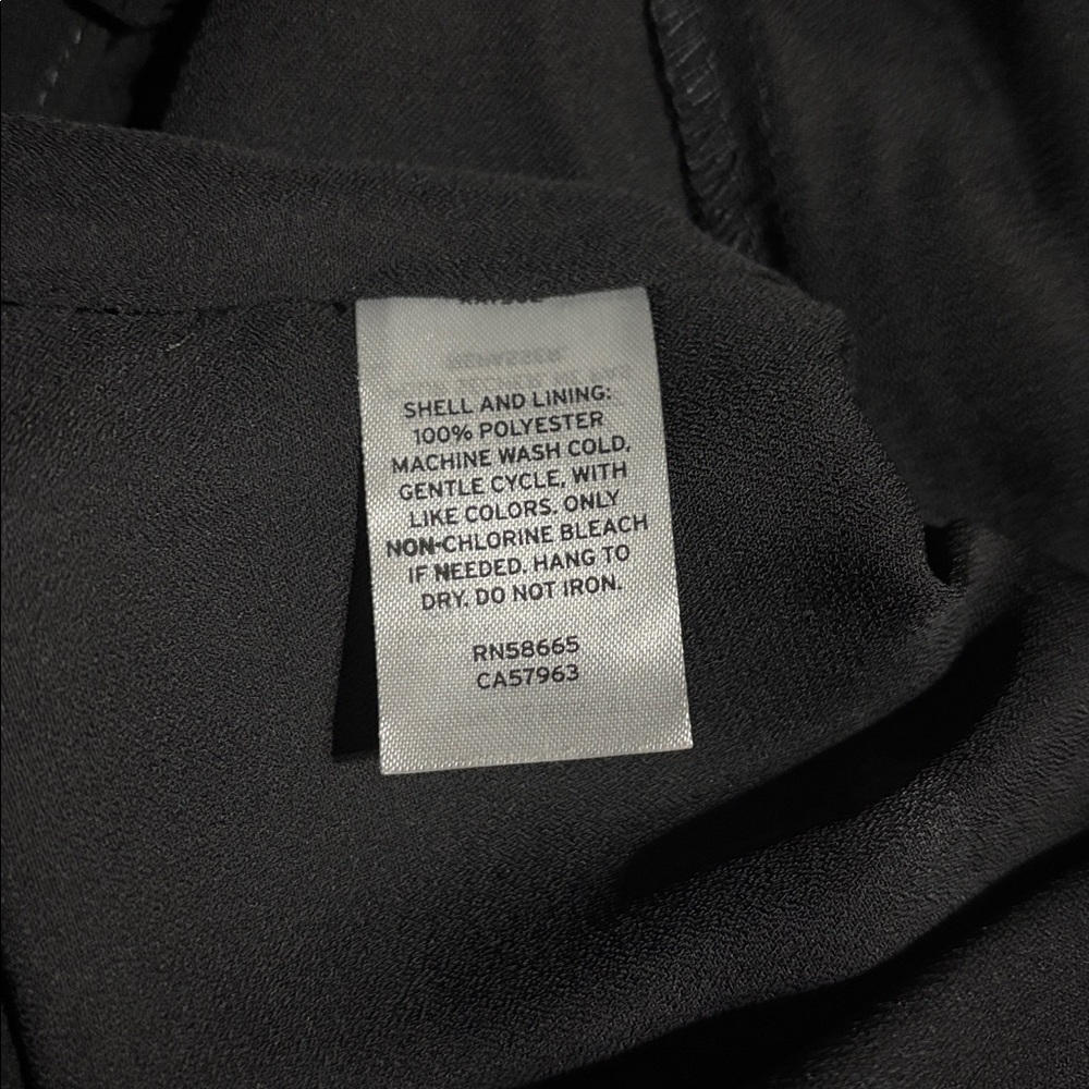 🖤 NWT Halogen Black Pleated Blouse — Size XXS 🖤 - Picture 6 of 6